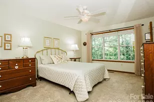 357 Laurel Park Pl, Hendersonville, NC 28791 - Photo 9