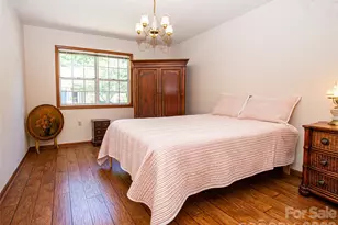 357 Laurel Park Pl, Hendersonville, NC 28791 - Photo 11