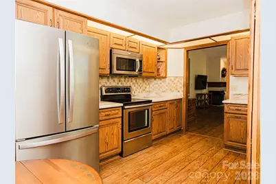 357 Laurel Park Place, Hendersonville, NC 28791 - Photo 5