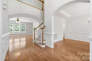 8719 Beaminster Pl, Waxhaw, NC 28173 - Photo 3