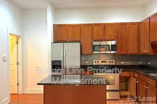 904 Warren Burgess Ln, Charlotte, NC 28205 - Photo 5