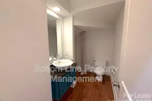 904 Warren Burgess Ln, Charlotte, NC 28205 - Photo 9
