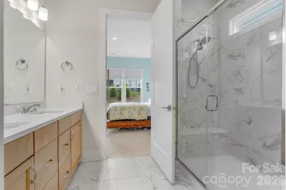 8025 Brookbank Drive, Charlotte, NC 28269 - Photo 29