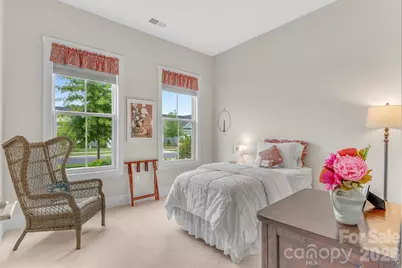 8025 Brookbank Drive, Charlotte, NC 28269 - Photo 7