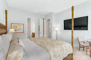 8025 Brookbank Dr, Charlotte, NC 28269 - Photo 27