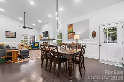 329 W F Street, Newton, NC 28658 - Photo 11