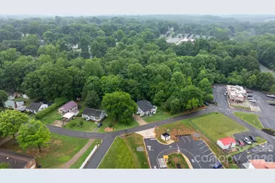 329 W F Street, Newton, NC 28658 - Photo 31