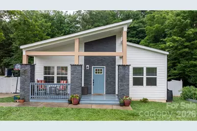 329 W F Street, Newton, NC 28658 - Photo 1