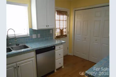 407 E Broad Street #C3, Statesville, NC 28677 - Photo 9