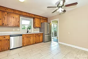 6947 Woodstock Dr, Charlotte, NC 28210 - Photo 13