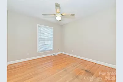 6947 Woodstock Drive, Charlotte, NC 28210 - Photo 21