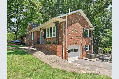 6947 Woodstock Drive, Charlotte, NC 28210 - Photo 33