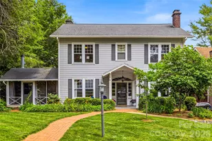 1620 Norwood Pl, Hendersonville, NC 28791 - Photo 1