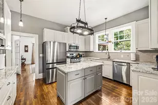 1620 Norwood Pl, Hendersonville, NC 28791 - Photo 3