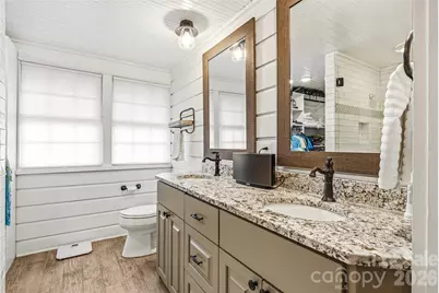 1620 Norwood Place, Hendersonville, NC 28791 - Photo 23