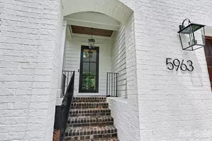 5963 Gate Post Rd, Charlotte, NC 28211 - Photo 3