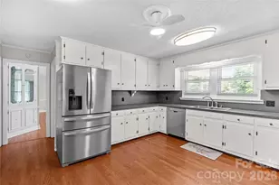 946 Shearers Rd, Mooresville, NC 28115 - Photo 9