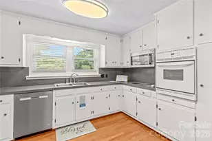 946 Shearers Rd, Mooresville, NC 28115 - Photo 15