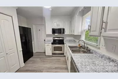438 Blue Rock Drive, Charlotte, NC 28213 - Photo 5