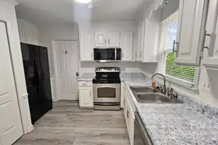 438 Blue Rock Dr, Charlotte, NC 28213 - Photo 5
