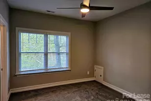 1016 Condon St, Charlotte, NC 28216 - Photo 17