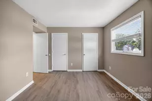 7915 Oak Meadow Ct, Charlotte, NC 28210 - Photo 17