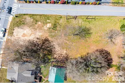 24 7th Street NW, Taylorsville, NC 28681 - Photo 5