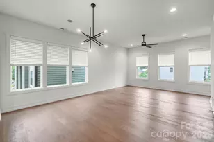 1451 Haywood Ct, Charlotte, NC 28205 - Photo 15