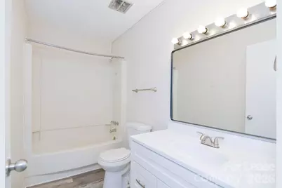 7981 Shady Oak Trail #99, Charlotte, NC 28210 - Photo 9