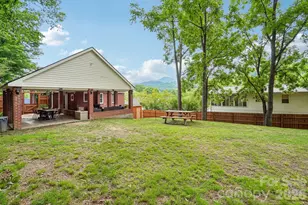 111 Bennett St, Burnsville, NC 28714 - Photo 35