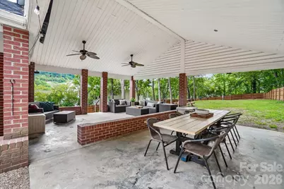111 Bennett Street, Burnsville, NC 28714 - Photo 29