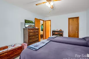 182 Resada Dr, Brevard, NC 28712 - Photo 17