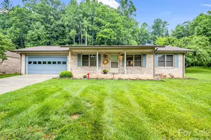 182 Resada Dr, Brevard, NC 28712 - Photo 1