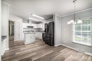 127 Whitewater Ln, Mooresville, NC 28115 - Photo 15