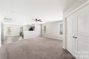 10131 Holly Park Dr, Charlotte, NC 28214 - Photo 9