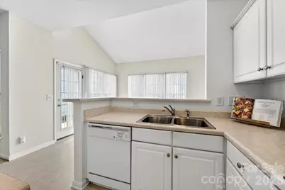 6222 Professional Boulevard, Harrisburg, NC 28075 - Photo 17
