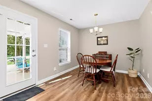 4819 Hopewood Ln, Charlotte, NC 28216 - Photo 11