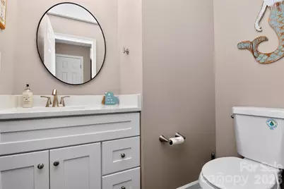 4819 Hopewood Lane, Charlotte, NC 28216 - Photo 9