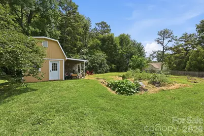4516 Appaloosa Lane, Charlotte, NC 28215 - Photo 7