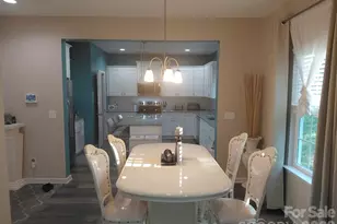12235 Mallard Ridge Dr, Charlotte, NC 28269 - Photo 5