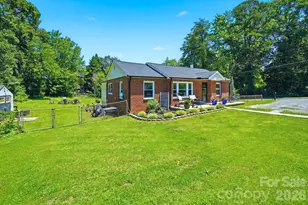 2732 E Long Ave, Gastonia, NC 28054 - Photo 3