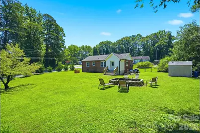 2732 E Long Avenue, Gastonia, NC 28054 - Photo 33