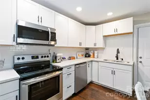 106 Robinson Ave, Mount Holly, NC 28120 - Photo 3