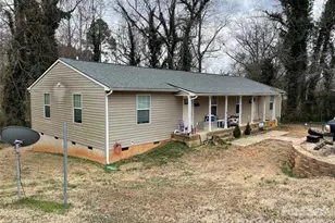 113 Sunset Dr, Clover, SC 29710 - Photo 1
