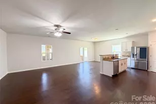 4034 Rosfield Dr, Charlotte, NC 28214 - Photo 3