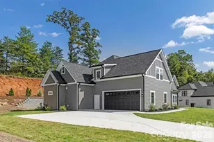 5046 Woodwinds Dr NE, Hickory, NC 28601 - Photo 3
