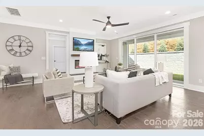 5046 Woodwinds Drive NE, Hickory, NC 28601 - Photo 5