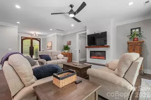 5046 Woodwinds Dr NE, Hickory, NC 28601 - Photo 11