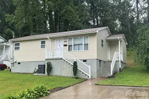 212 Maple Ave, Marion, NC 28752 - Photo 1