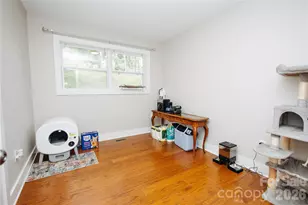 212 Maple Ave, Marion, NC 28752 - Photo 11